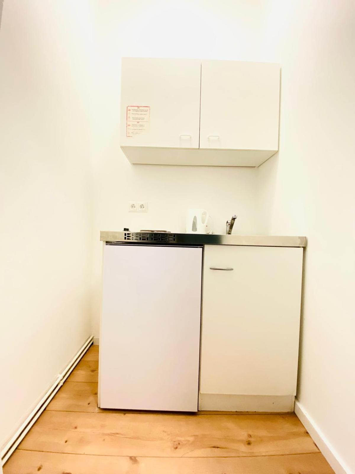 8 Fully Equipped Studio Shared Apt W Terrace Margareten Viyana Dış mekan fotoğraf