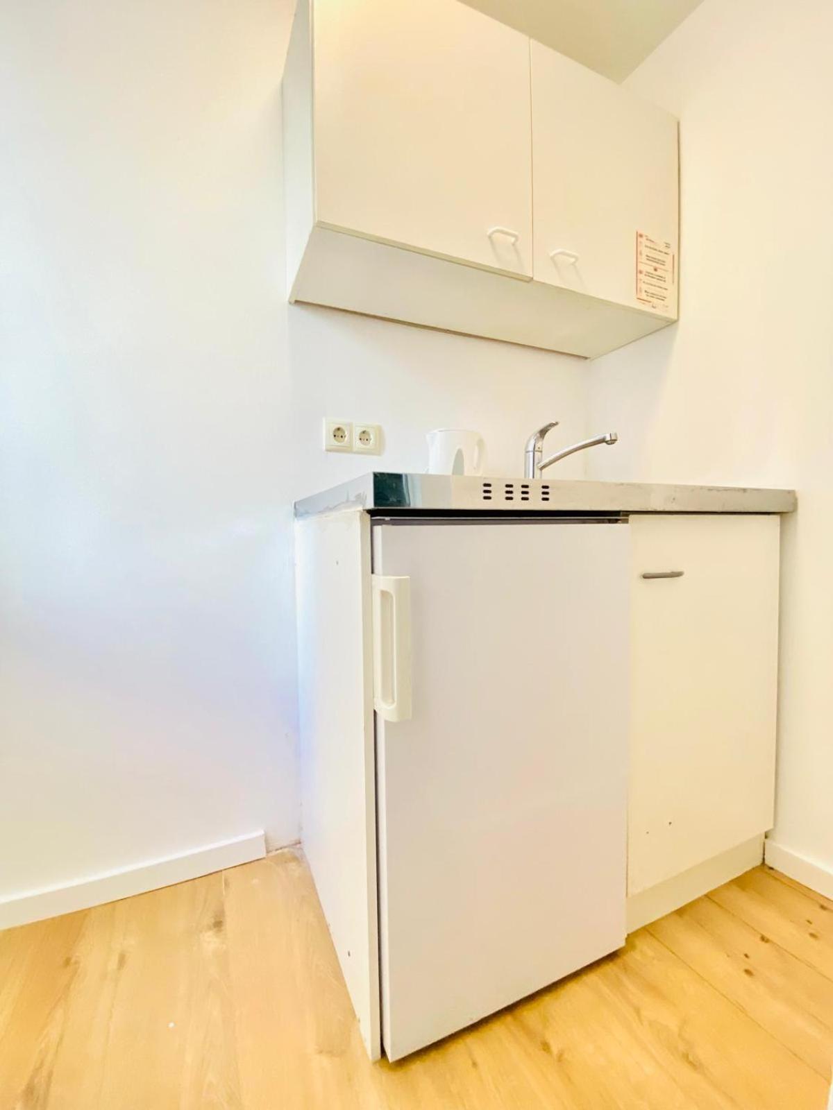 8 Fully Equipped Studio Shared Apt W Terrace Margareten Viyana Dış mekan fotoğraf