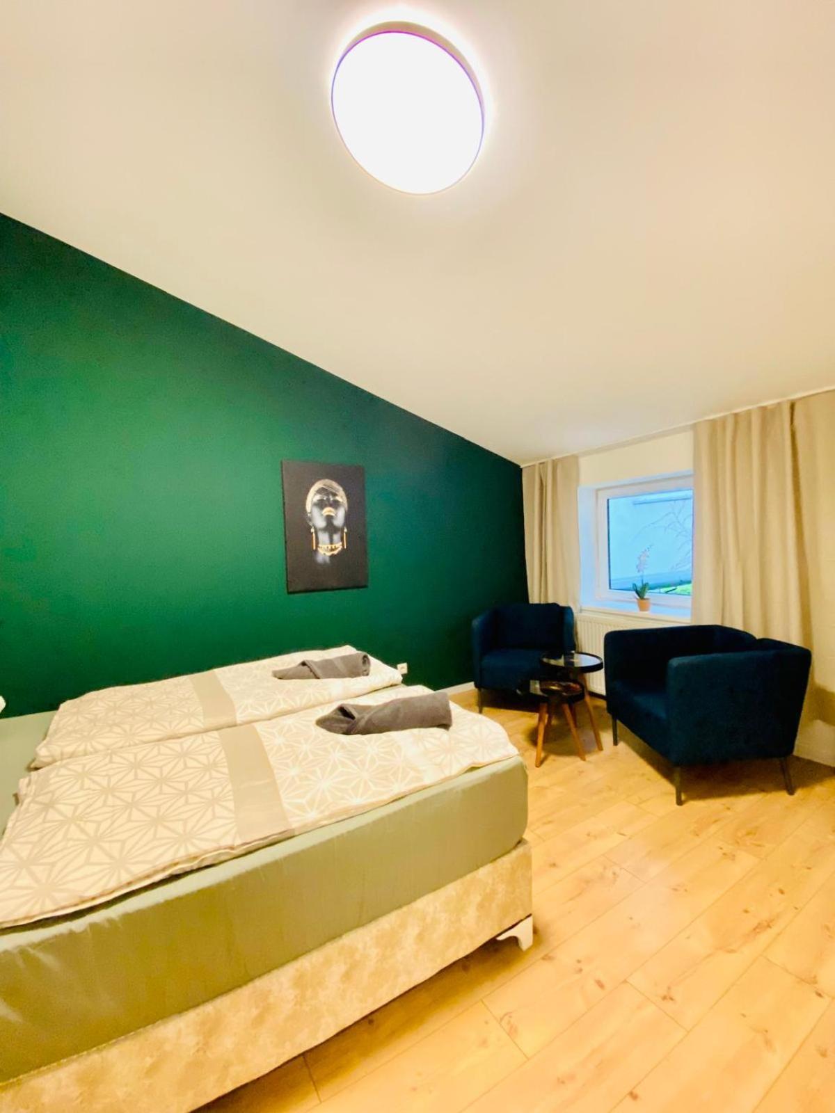 8 Fully Equipped Studio Shared Apt W Terrace Margareten Viyana Dış mekan fotoğraf