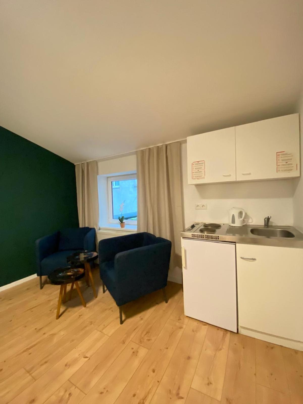 8 Fully Equipped Studio Shared Apt W Terrace Margareten Viyana Dış mekan fotoğraf