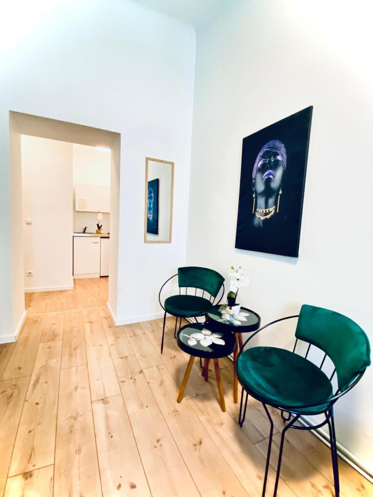 8 Fully Equipped Studio Shared Apt W Terrace Margareten Viyana Dış mekan fotoğraf